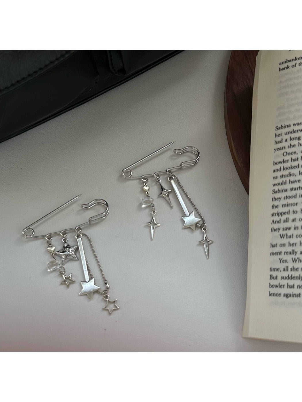 Brovia - Alloy Star Charm Brooch