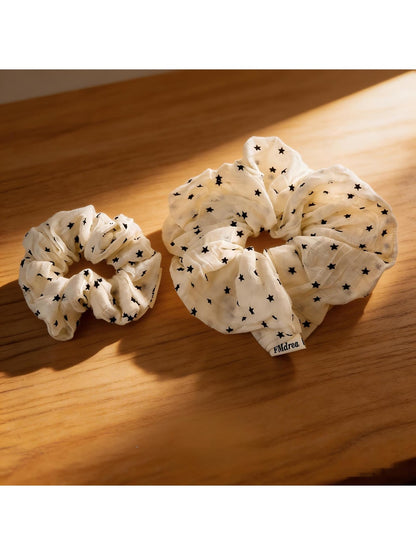 Gifty - Simple Star Design Gathered Polyester Scrunchie