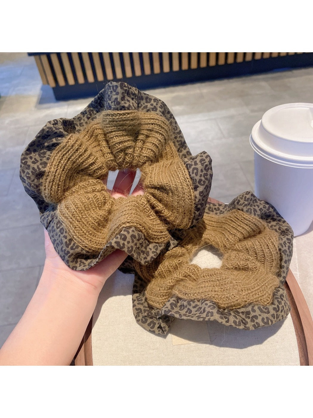 Gifty - Green Leopard Print Scrunchie