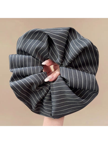 Gifty - Simple Striped Scrunchie Hair Tie