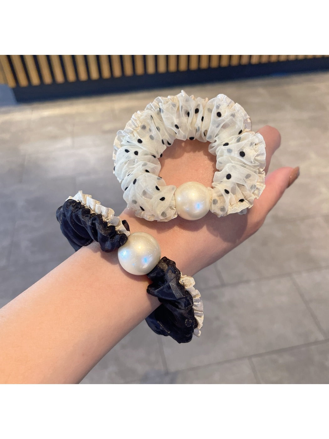 Gifty - Ruffled Mini Polka Dot Scrunchie
