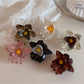Beau - Sweet Floral Design Plastic Claw Clip