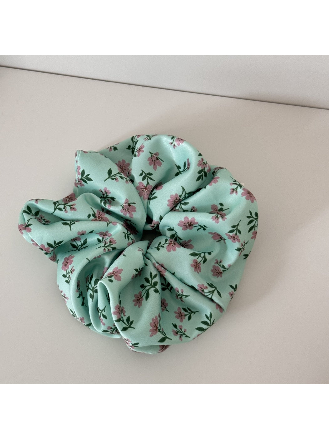 Gifty - Sweet Floral Pattern Polyester Hair Tie Scrunchie