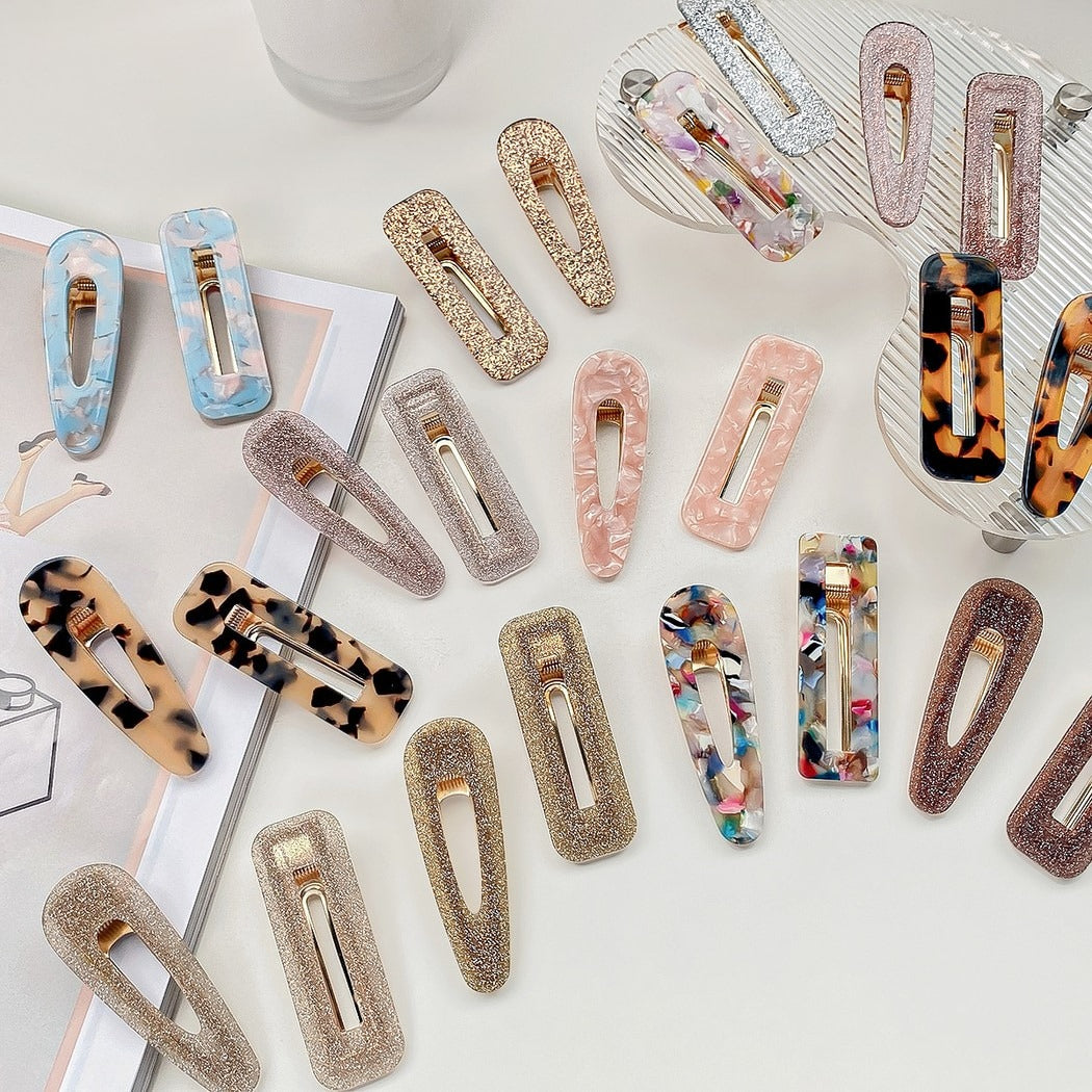 Beau - Glossy Teardrop Shaped Openwork Hair Clip