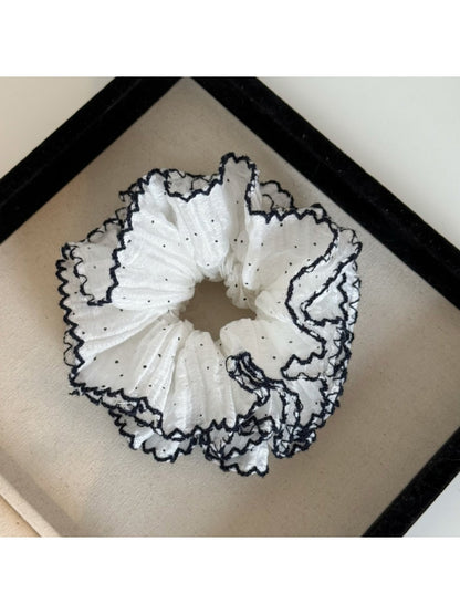 Gifty - Black Edge Polka Dot Ruched Scrunchie