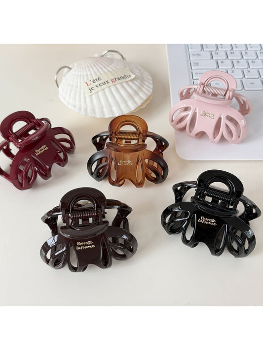 Beau - Simple Matte Finish Irregular Claw Clip