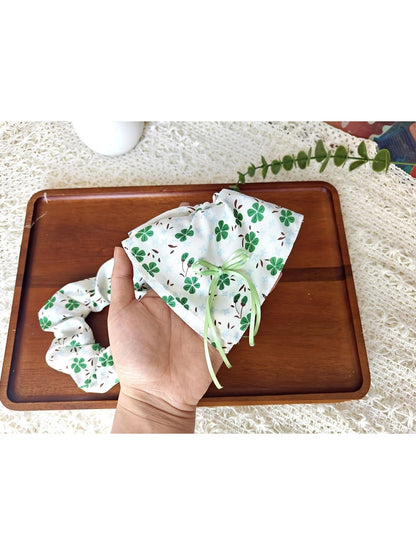 Gifty - Clover Print Floral Polyester Fabric Scrunchie