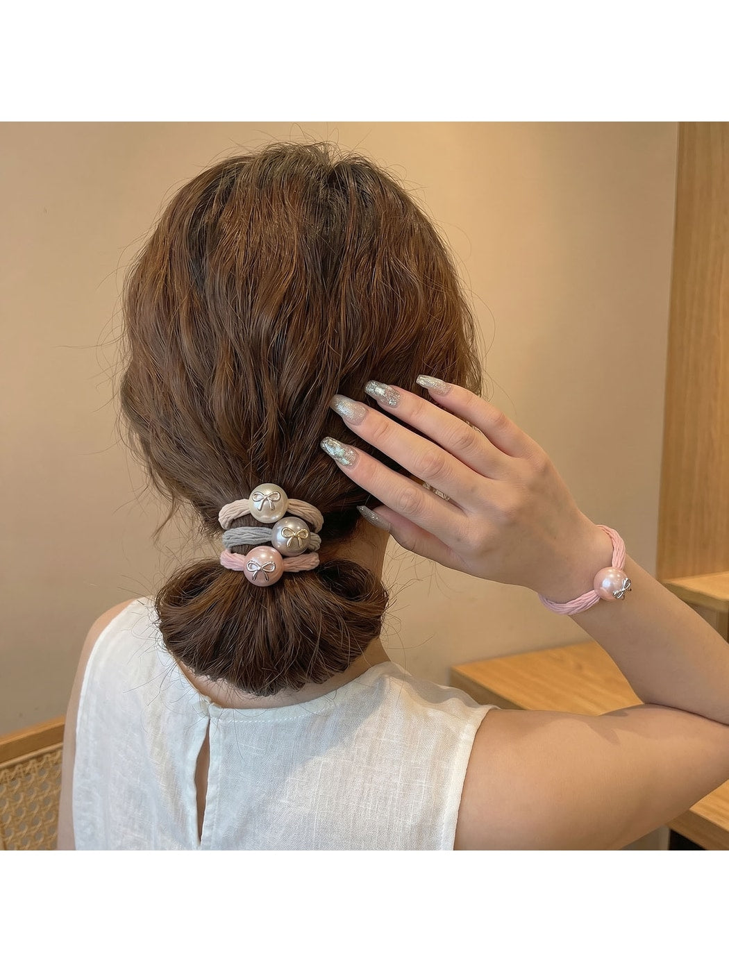 Gifty - Bow Faux Bead Polyester Hair Tie