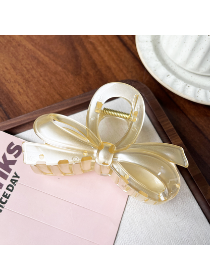 Beau - Large Bow Ring Detail Geometric PC Claw Clip