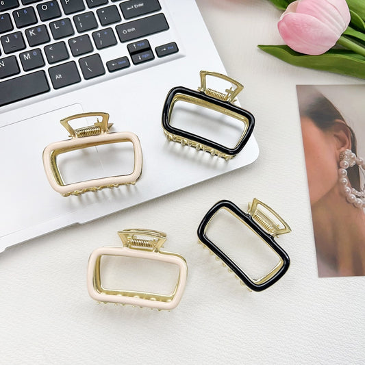 Beau - Minimal Geometric Open Frame Claw Clip