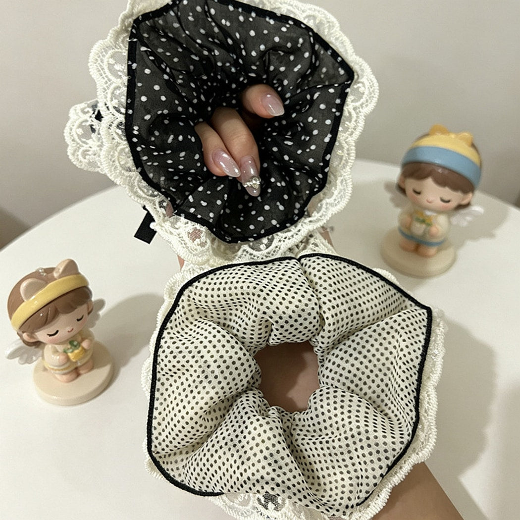 Gifty - Polka Dot Lace Edge Polyester Scrunchie