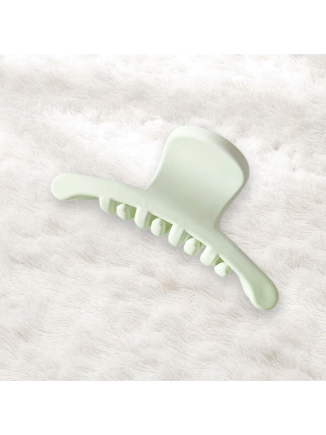Beau - Matte Solid Color Plastic Claw Clip