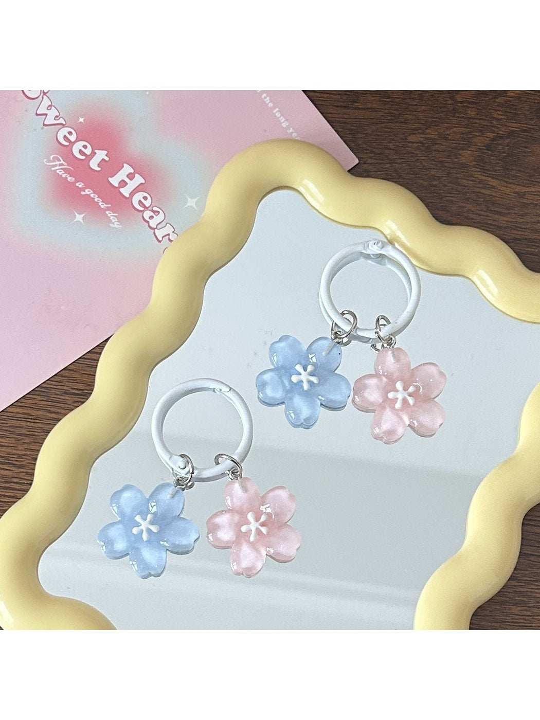 Keypus - Translucent Sakura Flower Ring Clasp Keychain