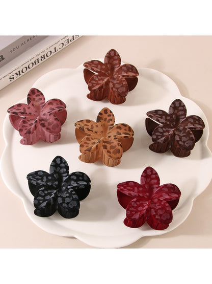 Beau - Chic Polka Dot Flower Hair Claw Clip