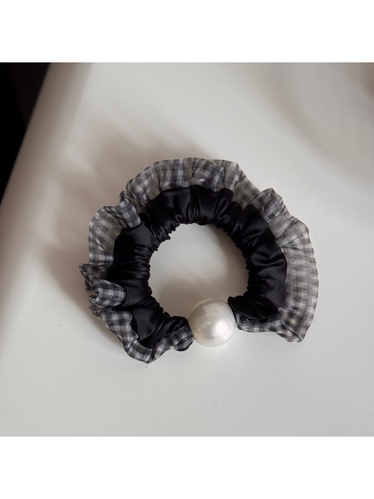 Gifty - High Stretch Plaid Ruffled Scrunchie