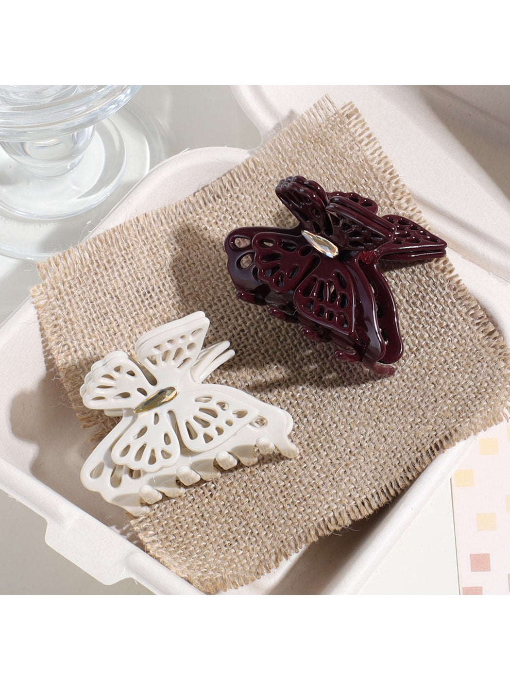 Beau - Sweet Style Openwork Butterfly Claw Clip