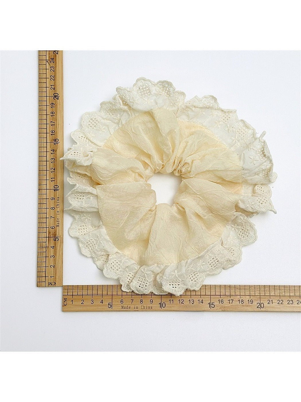 Gifty - Cream Apricot Lace Hair Tie
