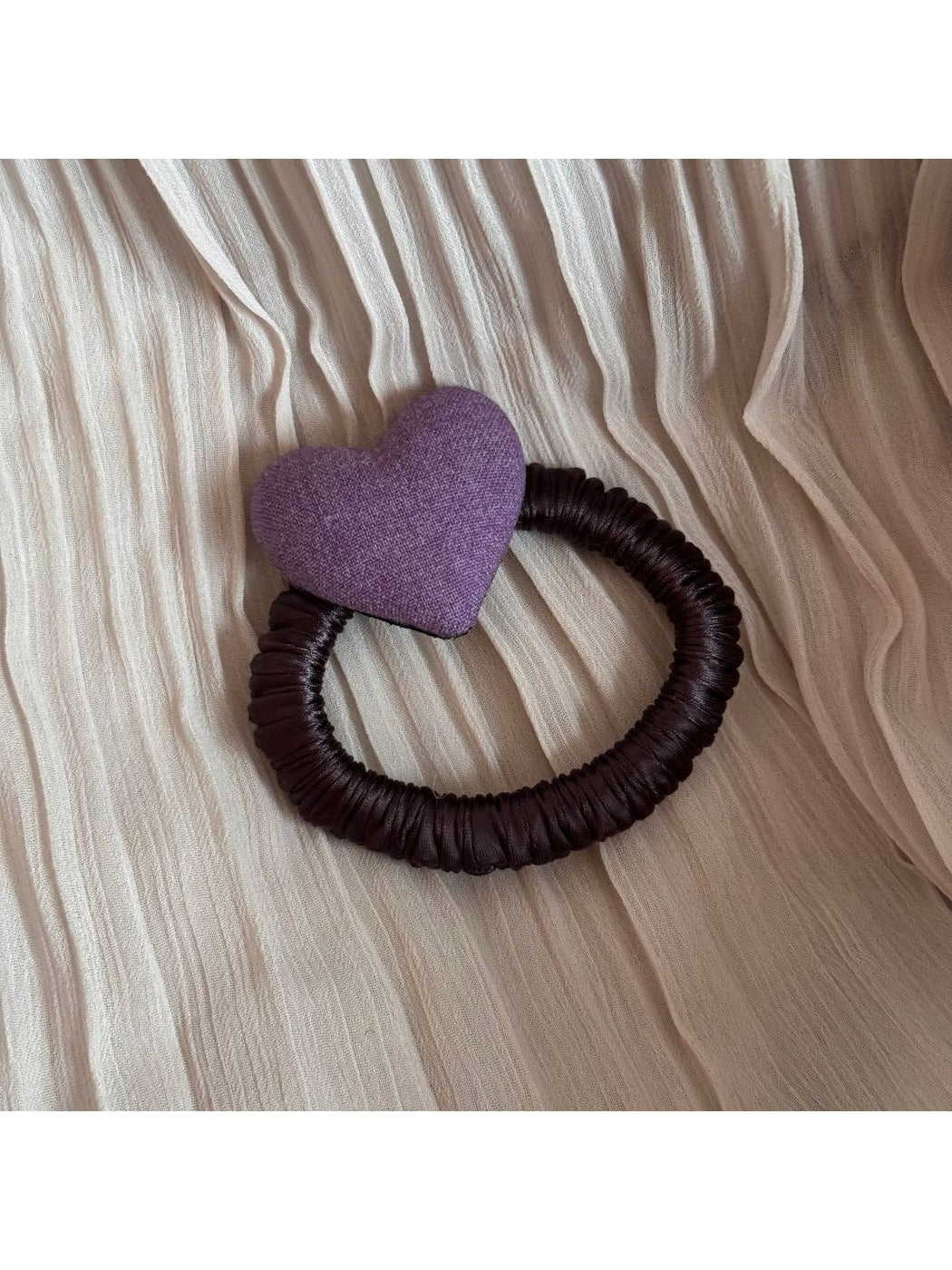 Gifty - Polyester Heart Detail Decorative Elastic Hair Tie