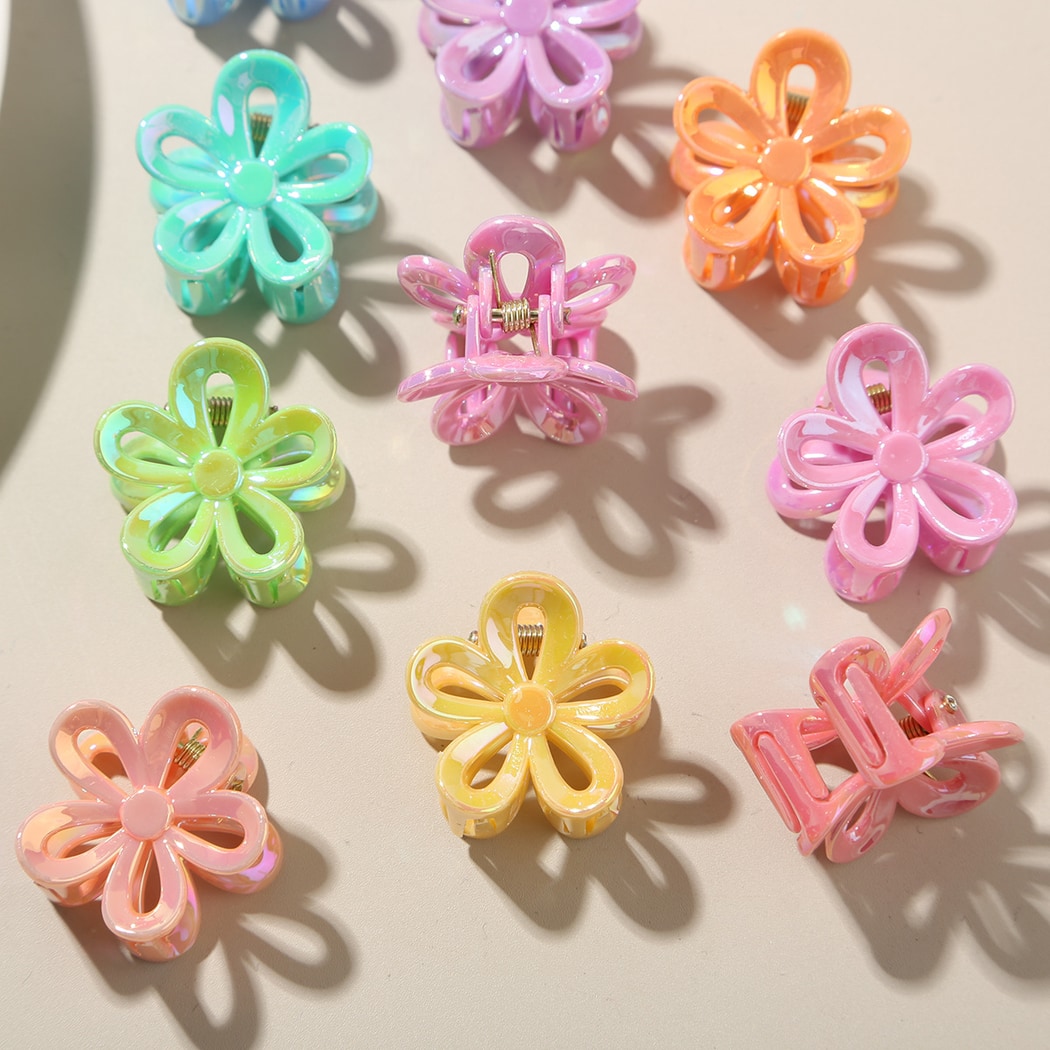 Beau - Glossy Floral PS Hair Accessory Claw Clip
