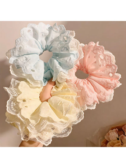Gifty - Cute Fresh Lace Scrunchie