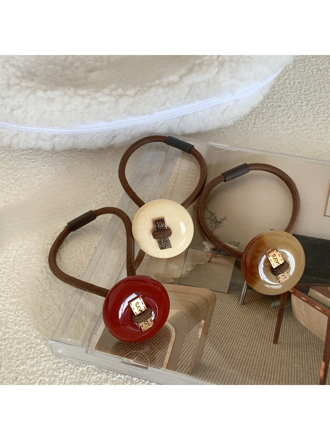 Gifty - Simple Pretty Round Hair Tie