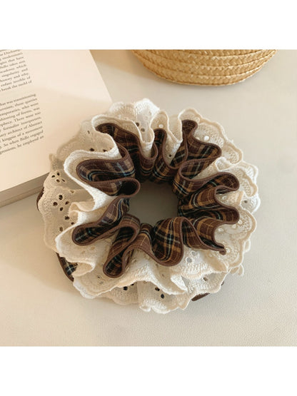 Gifty - Brown Plaid Lace Scrunchie Hair Tie