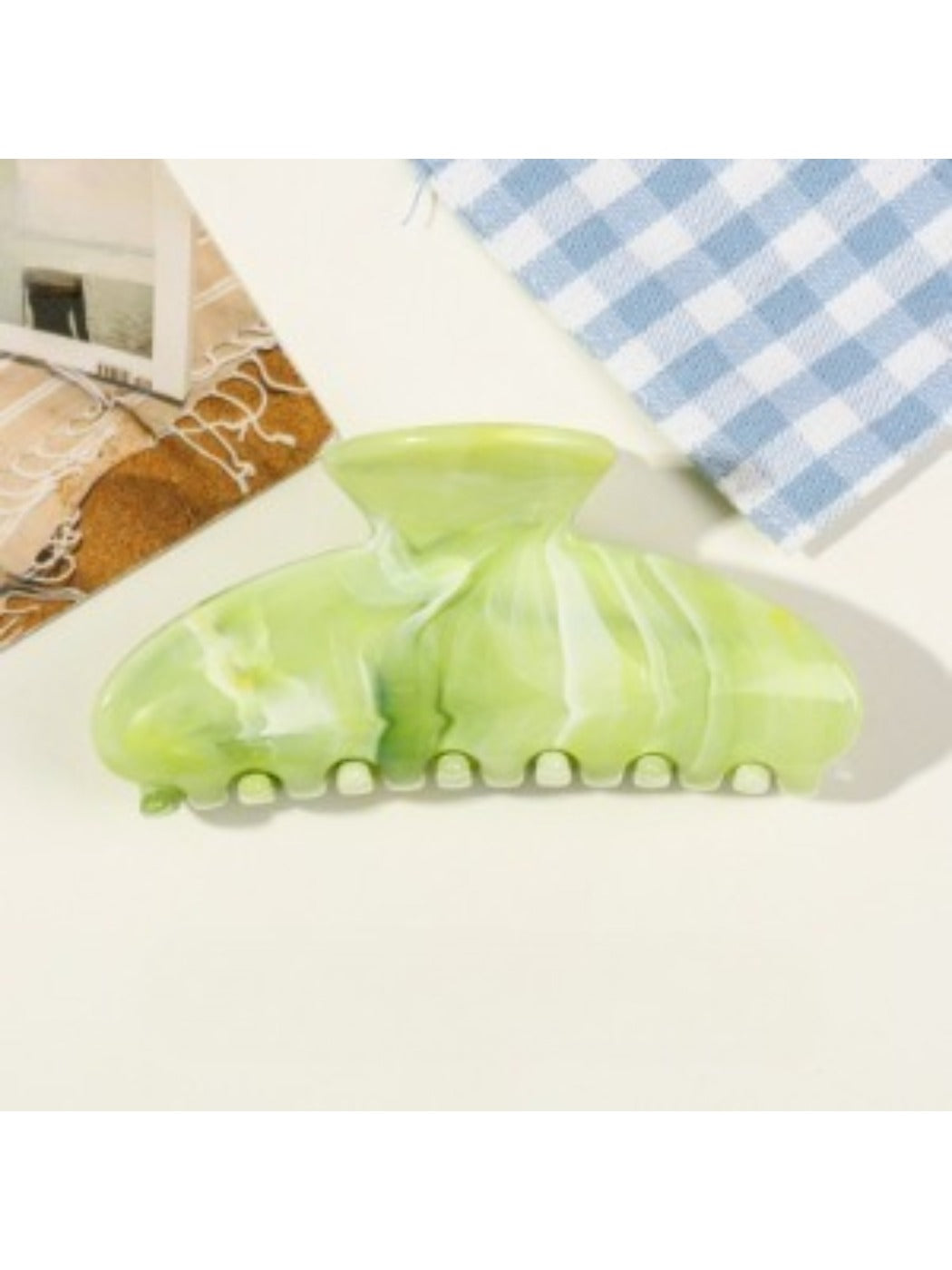 Beau - Marble Pattern Hair Claw Clip
