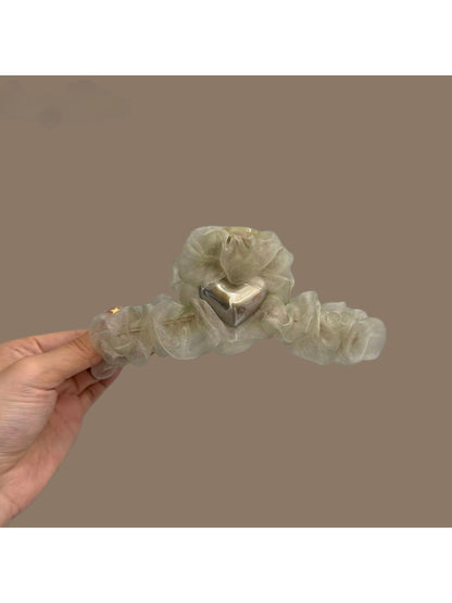 Beau - Sweet Heart Shape Mesh Ruffle Claw Clip