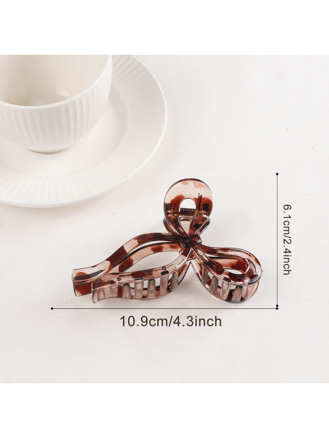 Beau - Minimalist Taupe Hair Claw Clip