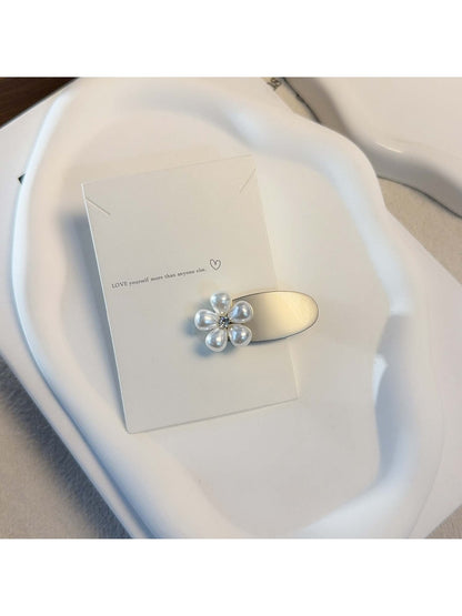 Beau - Sweet Style Rounded Flower Design Hair Clip