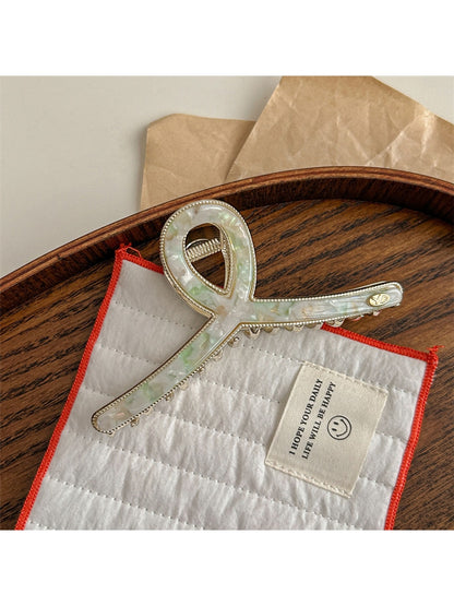 Beau - Wave Pattern Acetate Fiber Claw Clip