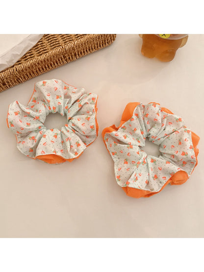 Gifty - Orange Floral Scrunchie Women Large Hair Tie