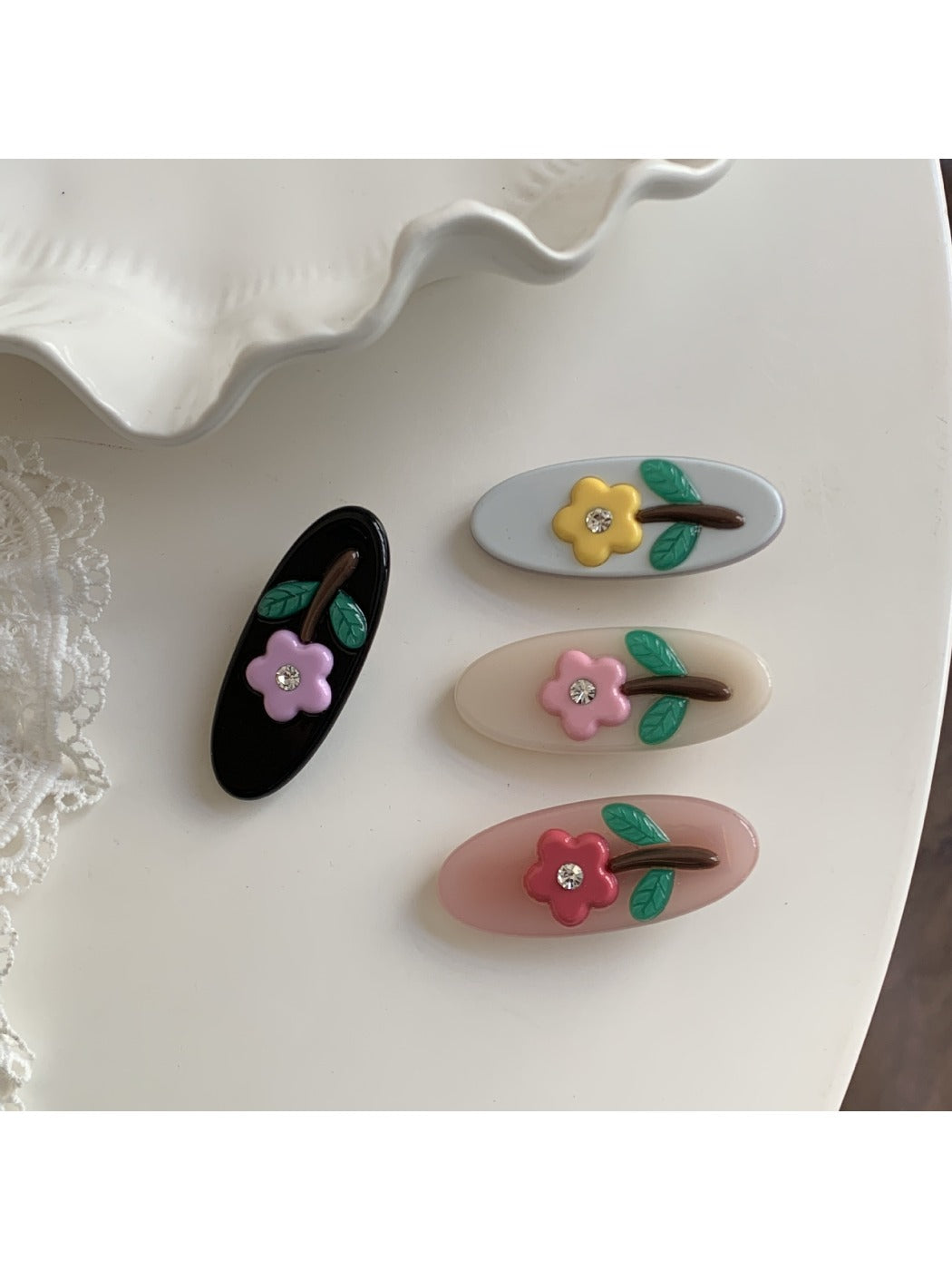 Beau - Elegant Oval Acetate Hair Clip