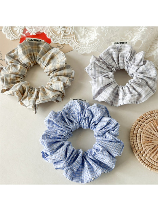 Gifty - Chic Plaid Scrunchie Hair Tie