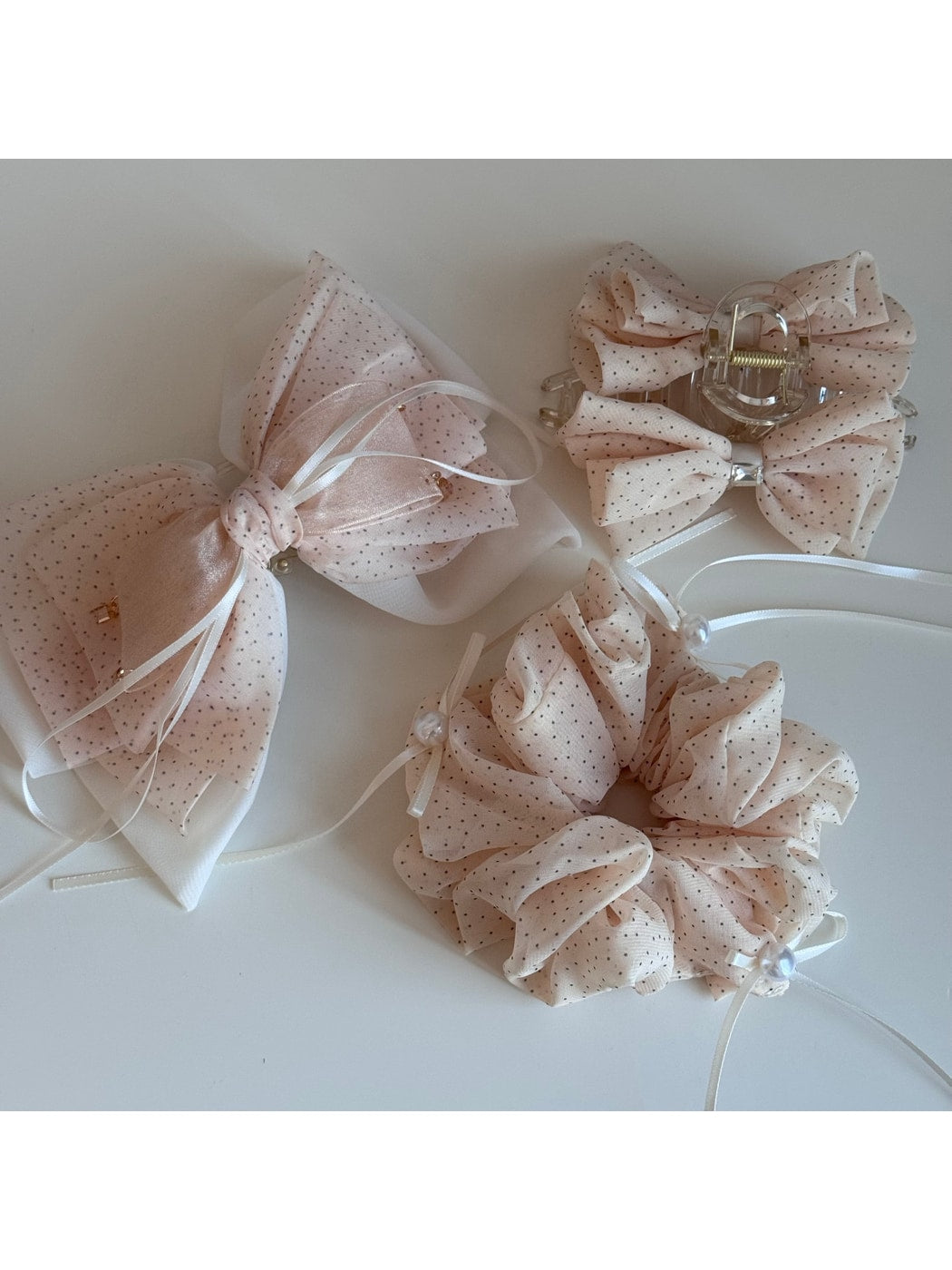 Beau - Polka Dot Ribbon Bow Detail Hair Claw Clip