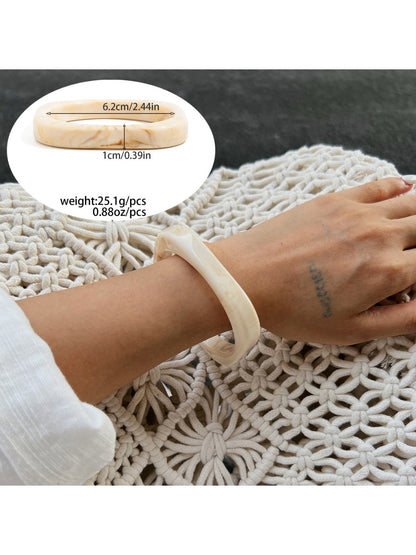 Detailed shot of Lovra ombre bangle bracelet clasp and design