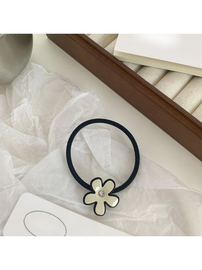 Gifty - Cream Color Girly Hair Tie