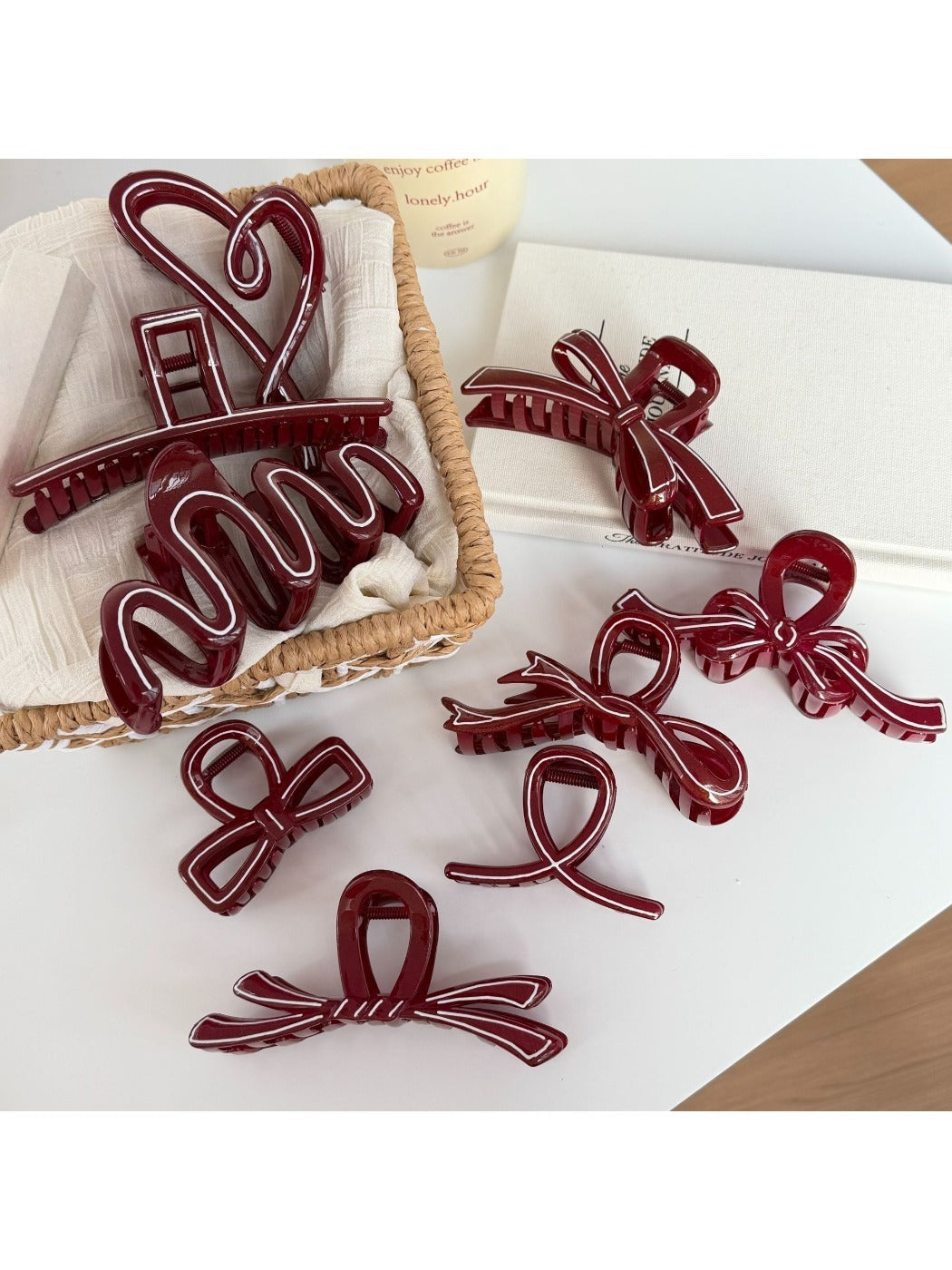 Beau - Versatile Red Irregular-Shaped Hair Clip