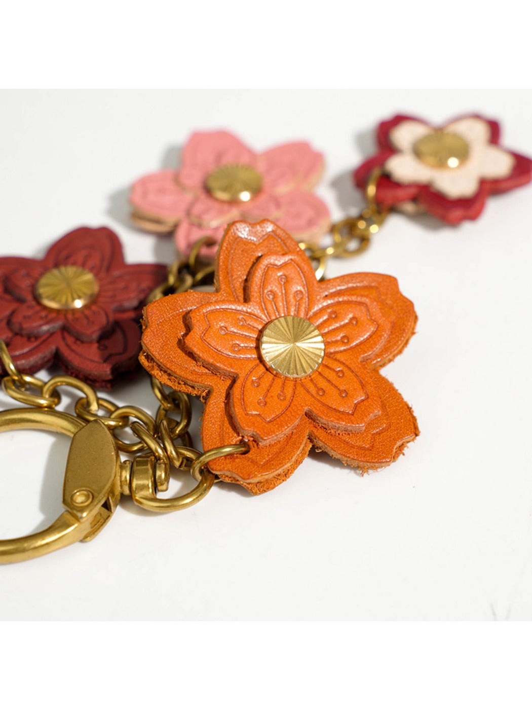Keypus - Five-Color Cherry Blossom-Shaped Keychain