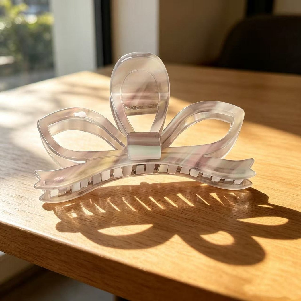 Beau - Sweet Style Lotus Openwork Claw Clip