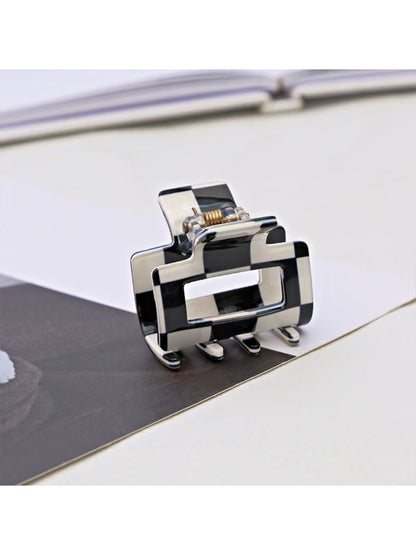 Beau - Fashionable Square Acetate Hair Clip
