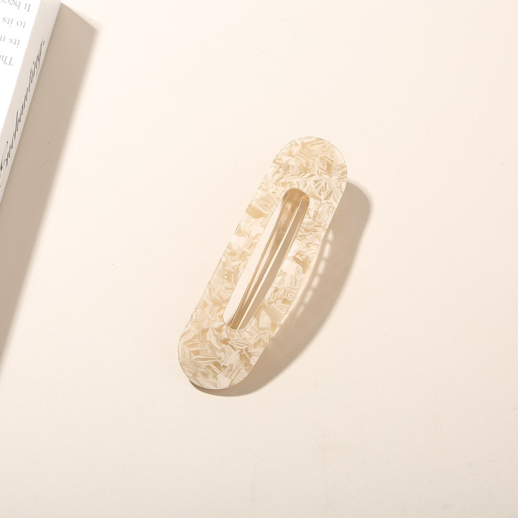 Beau - Women's Acetate Oval Hair Clip