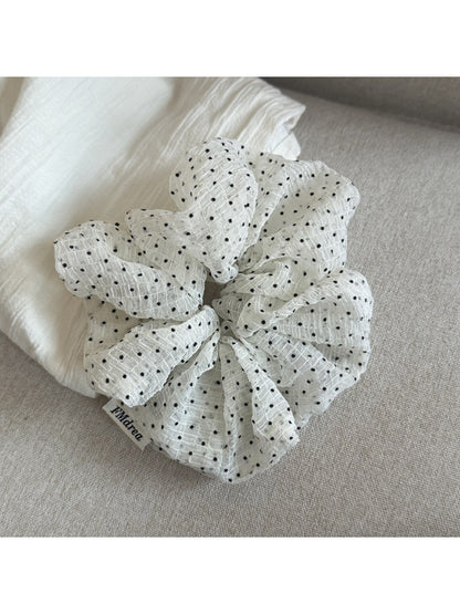 Gifty - Fresh Sweet Polka Dot Scrunchie