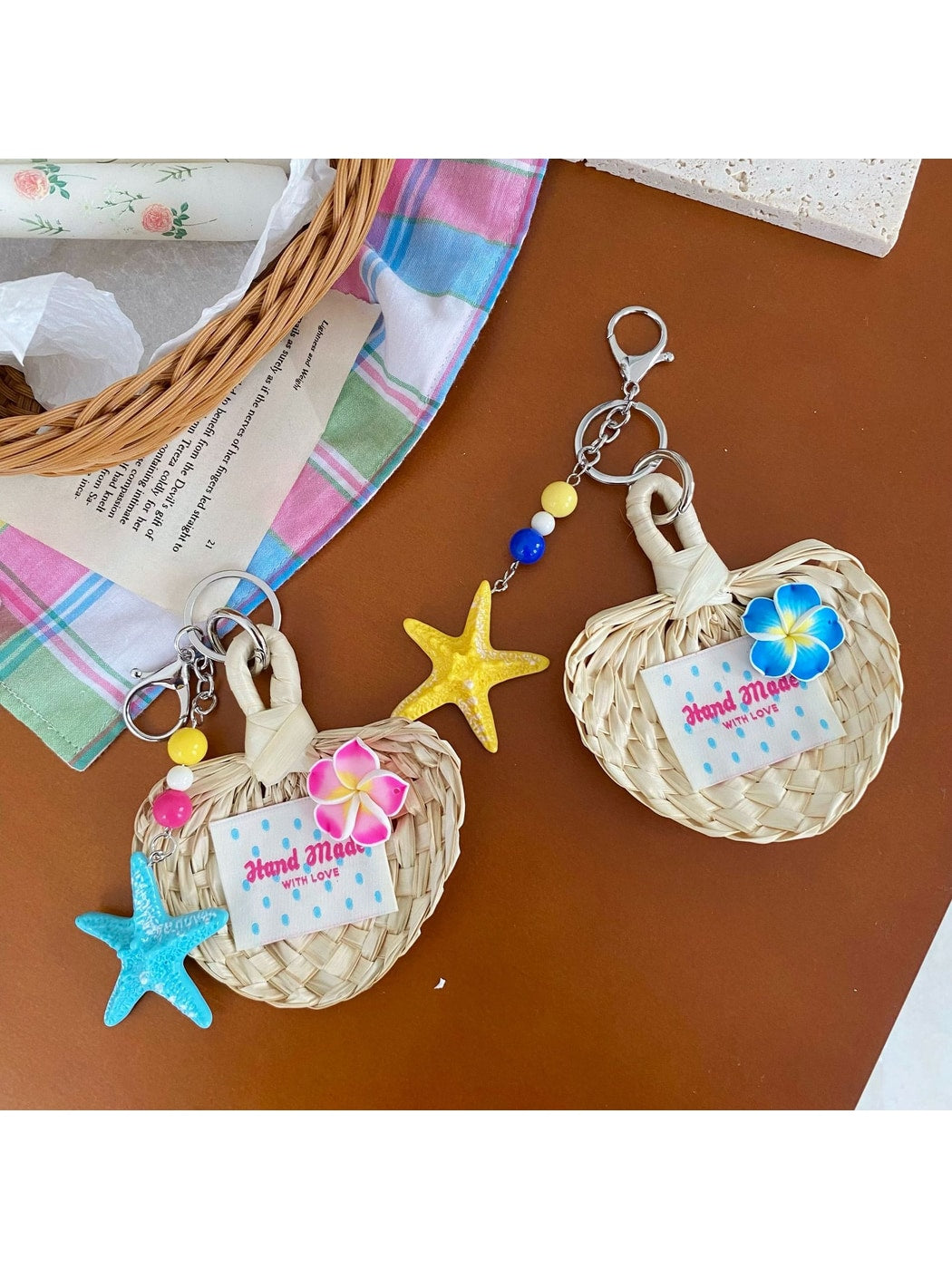 Keypus - Tropical Flower Starfish Fan Shape Keychain