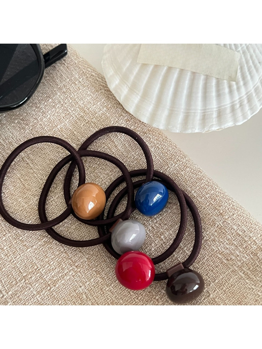 Gifty - Retro Round Pattern Hair Tie