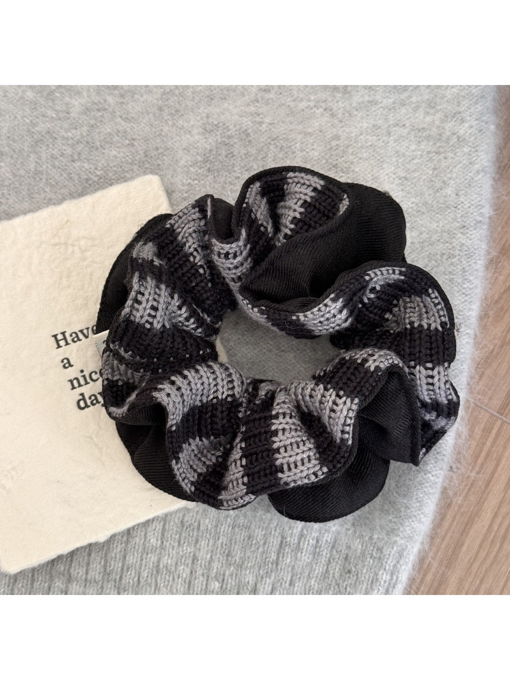 Gifty - Striped Knit Hair Accessories