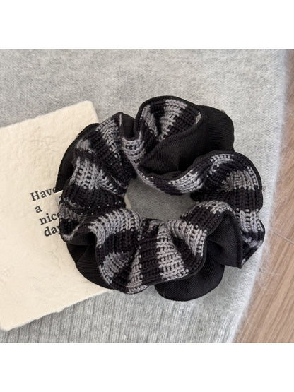 Gifty - Striped Knit Hair Accessories
