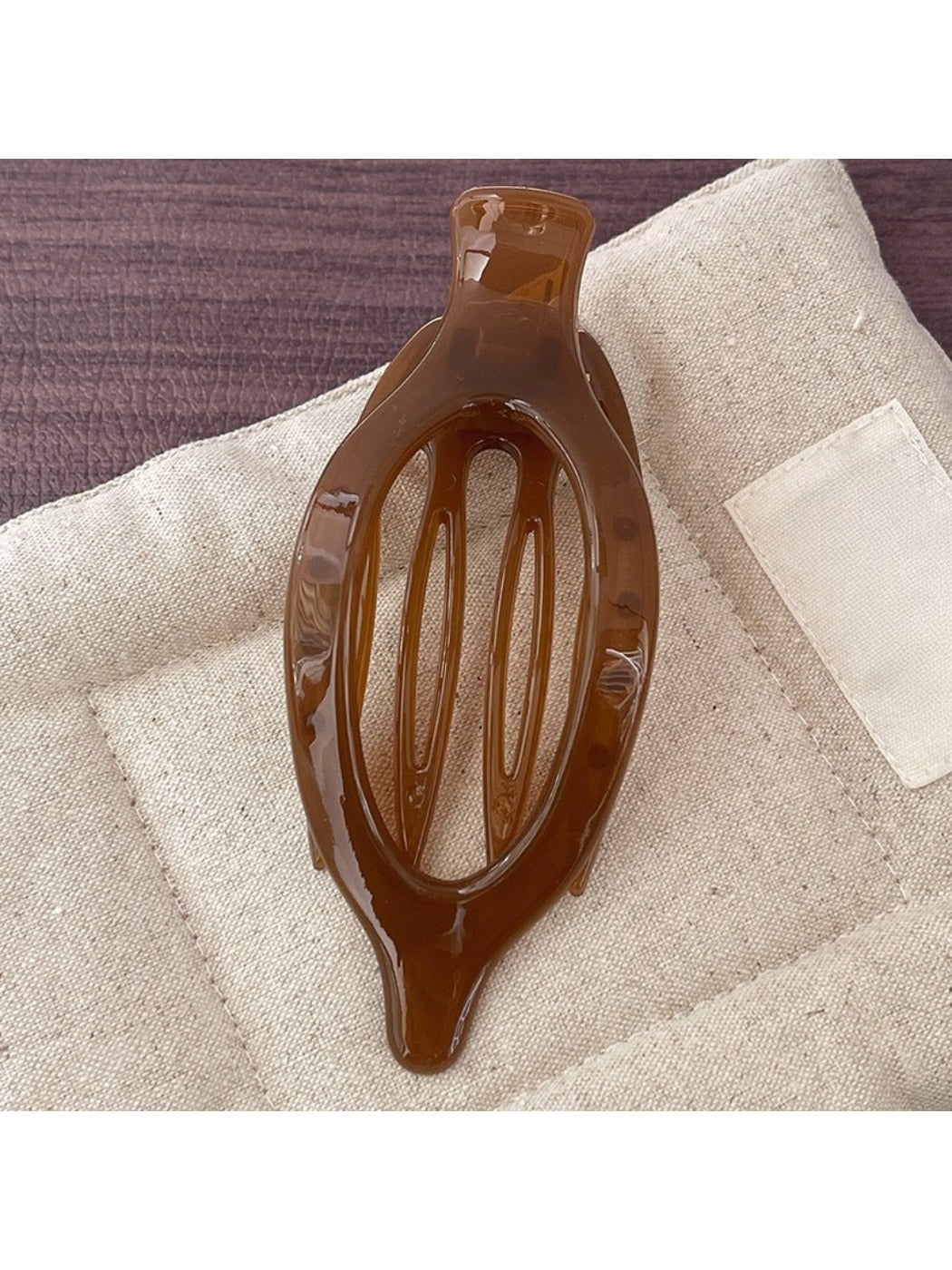 Beau - Flat Openwork Hair Claw Clip