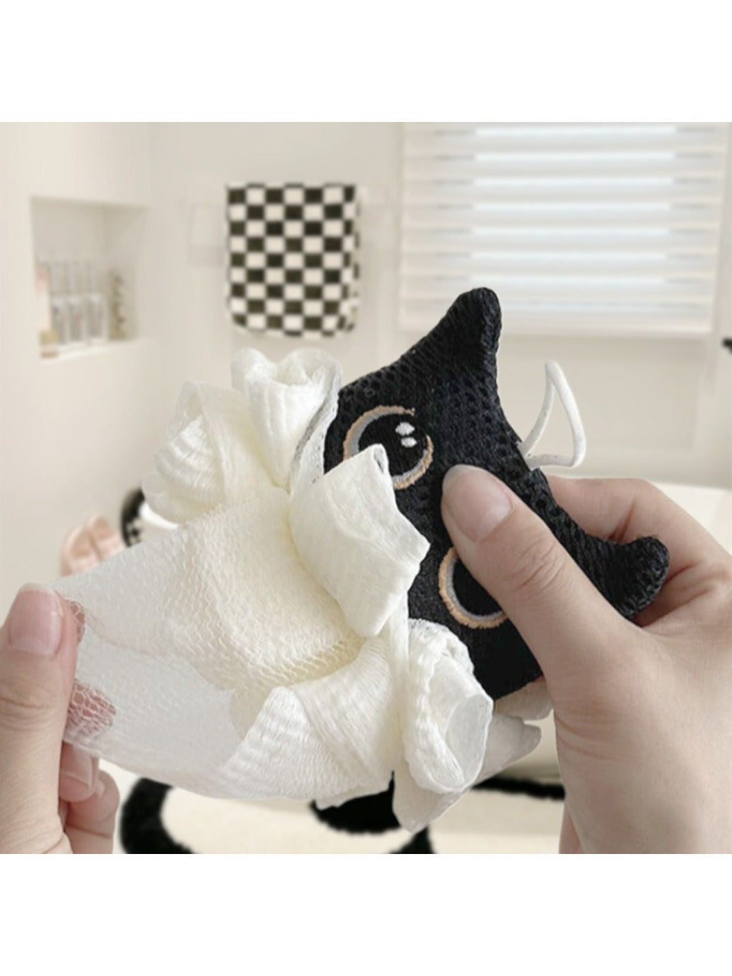 Papo - Adorable Cat Shaped Bath Pouf