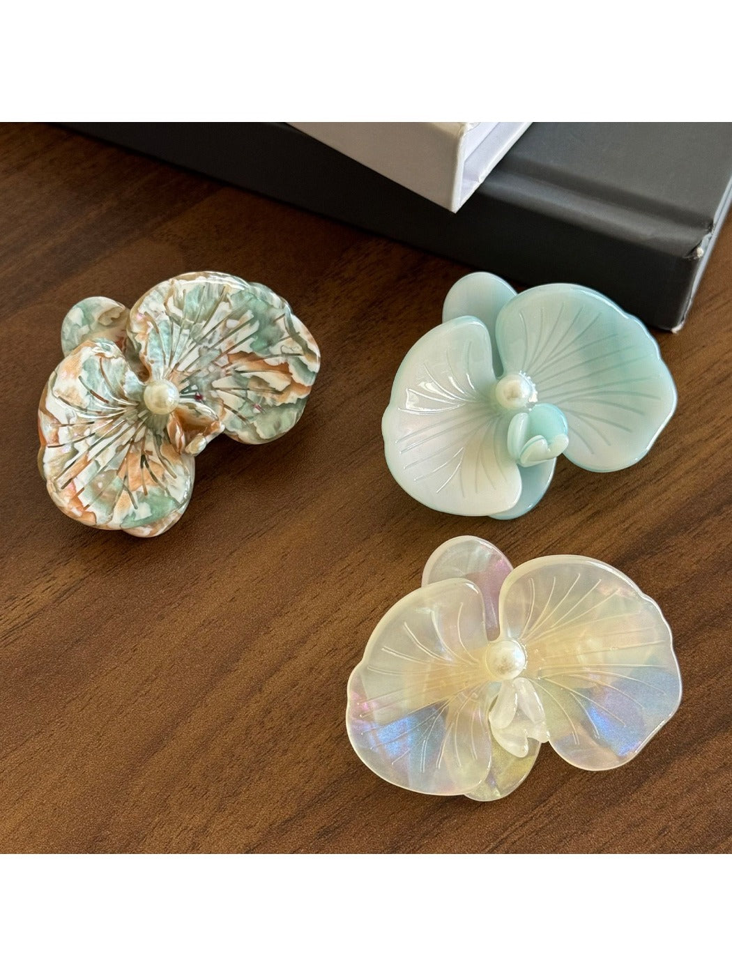 Beau - Elegant Versatile Orchid-Shaped Hair Clip